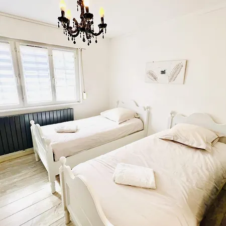 House In The Quiet Center ! Nyaraló Gérardmer