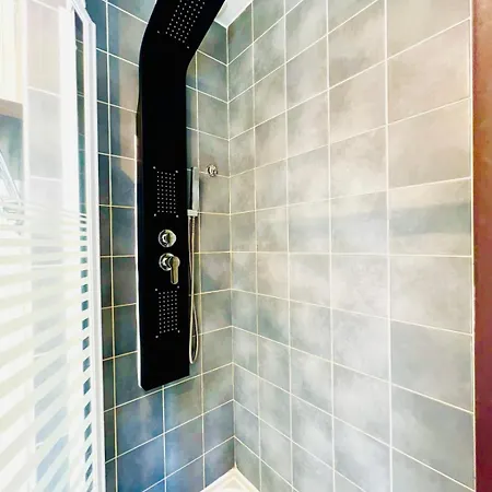 House In The Quiet Center ! Nyaraló