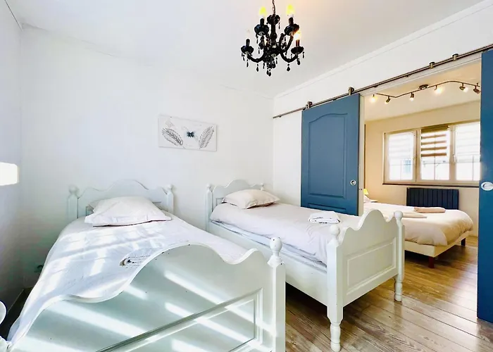 House In The Quiet Center ! Prázdninový dům *